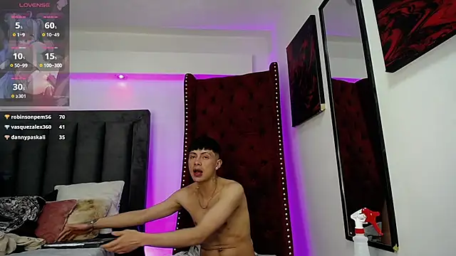 Steev Novoa online show from December 7, 2024, 11:18 am