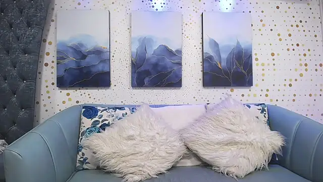 Steev Novoa online show from December 12, 2024, 4:37 am