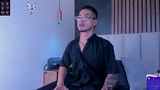 Snapshot of Ken-boy_ chatting on January 22, 2025, 2:48 am Ken-boy online show from January 22, 2025, 2:48 am