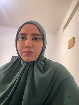 hannahayat online show from January 6, 2025, 9:43 pm