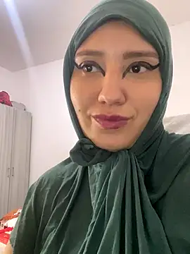 hannahayat online show from September 23, 2025, 1:03 pm