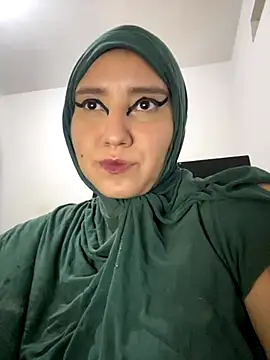 hannahayat online show from October 30, 2025, 10:54 pm