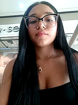 Snapshot of -VICKKY chatting on January 15, 2025, 8:16 pm -VICKKY online show from January 15, 2025, 8:16 pm