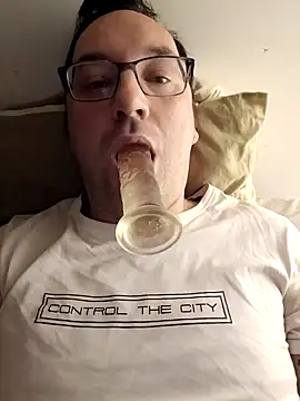 Snapshot of Fantaxx86 chatting on December 25, 2024, 9:54 pm Fantaxx86 online show from December 25, 2024, 9:54 pm