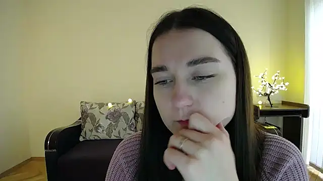 Pretty shy online show from February 6, 2025, 12:05 pm