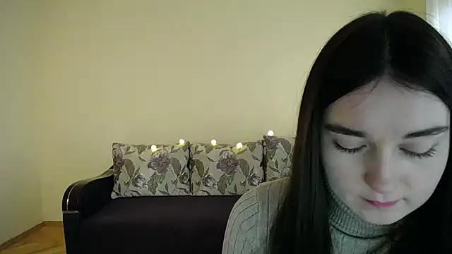 Pretty shy online show from February 7, 2025, 12:39 pm