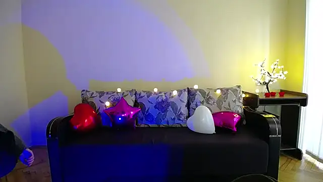 Pretty shy online show from February 22, 2025, 9:23 am