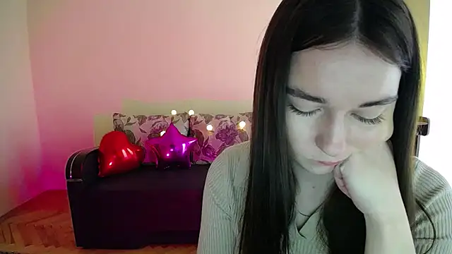 Pretty shy online show from March 10, 2025, 8:59 am