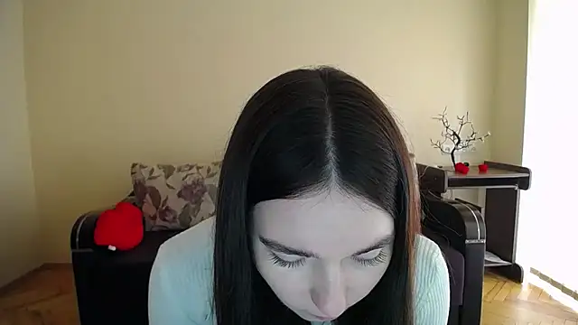 Pretty shy online show from October 18, 2025, 8:26 am