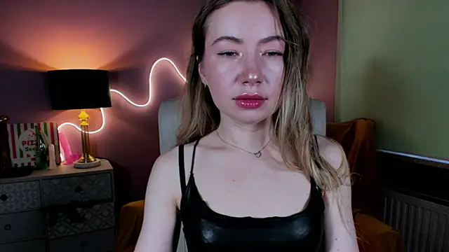 Mia Tasty online show from November 8, 2025, 7:30 am