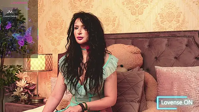 JaneDevine online show from November 2, 2025, 5:43 am