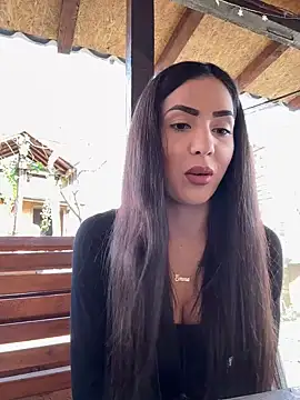 Emmapmg online show from March 9, 2025, 1:48 pm