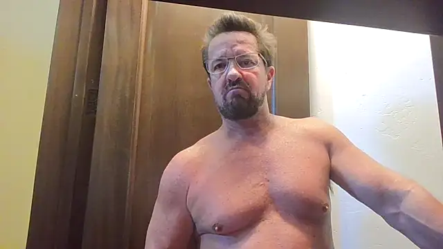 sluttydylan online show from October 22, 2025, 8:52 pm