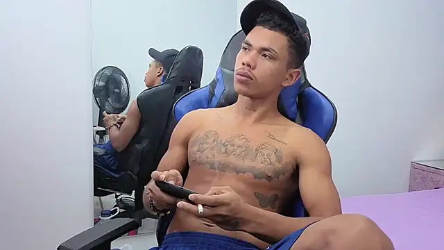 Snapshot of scarce_candy69 chatting on November 25, 2025, 2:28 pm scarce candy69 online show from November 25, 2025, 2:28 pm