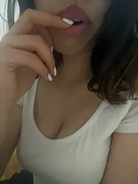 farah-36 online show from February 22, 2025, 3:23 am