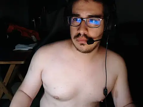 thealfawolf01 online show from January 4, 2025, 2:56 am