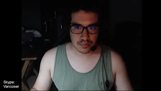 thealfawolf01 online show from January 29, 2025, 4:05 am