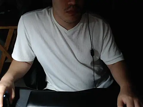 thealfawolf01 online show from March 23, 2025, 2:37 am