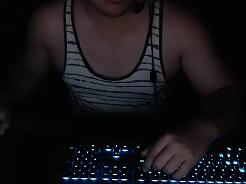 thealfawolf01 online show from April 19, 2026, 6:02 am