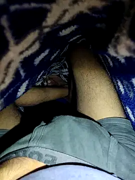 cumshotboy01 online show from November 28, 2025, 9:17 pm