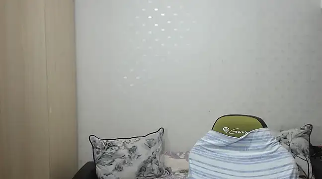 Snapshot of PrinceEagle chatting on February 19, 2025, 9:14 pm PrinceEagle online show from February 19, 2025, 9:14 pm