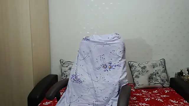 Snapshot of PrinceEagle chatting on November 4, 2025, 7:40 am PrinceEagle online show from November 4, 2025, 7:40 am