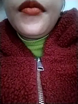 Snapshot of Sofia_xx2 chatting on December 27, 2024, 9:50 am Sofia xx2 online show from December 27, 2024, 9:50 am