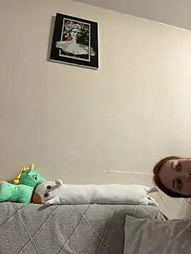 JudyWalkerr online show from December 16, 2024, 4:38 pm