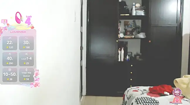 Snapshot of tifany19_ chatting on March 6, 2025, 2:30 am tifany19 online show from March 6, 2025, 2:30 am