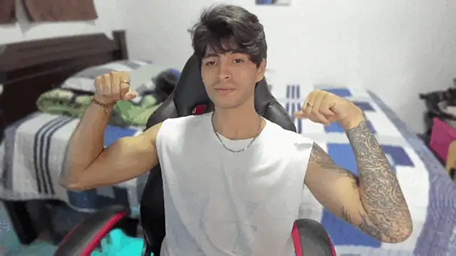 justin stark7 online show from December 5, 2024, 1:58 am