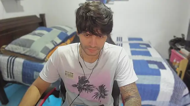 justin stark7 online show from March 10, 2025, 11:27 pm