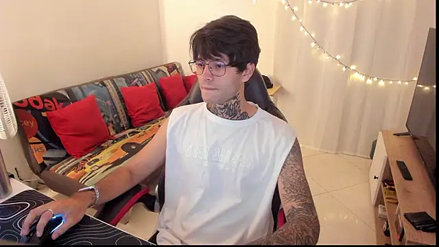 justin stark7 online show from March 3, 2026, 10:26 pm