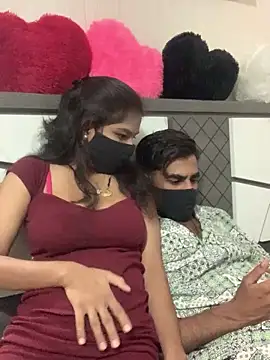 hottiess69 online show from January 1, 2025, 6:27 pm