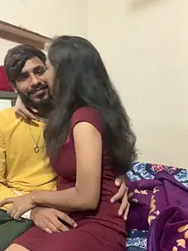 hottiess69 online show from February 6, 2025, 6:35 pm