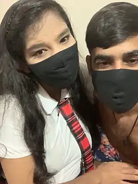 hottiess69 online show from November 3, 2025, 1:45 pm