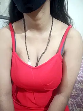 hottiess69 online show from March 6, 2026, 5:53 pm