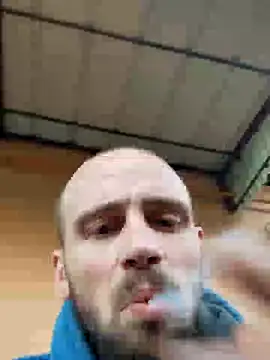 Snapshot of Rejtelmesest chatting on December 26, 2024, 2:16 pm Rejtelmesest online show from December 26, 2024, 2:16 pm