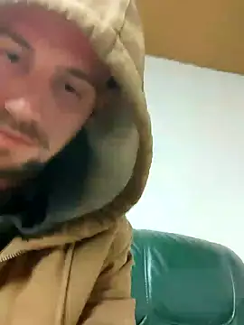 Snapshot of Rejtelmesest chatting on January 9, 2025, 5:54 pm Rejtelmesest online show from January 9, 2025, 5:54 pm