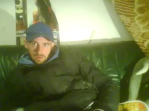 Snapshot of Rejtelmesest chatting on February 19, 2025, 6:10 pm Rejtelmesest online show from February 19, 2025, 6:10 pm