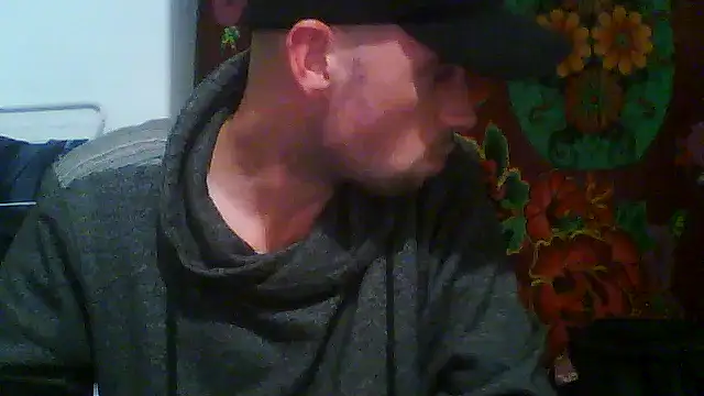 Snapshot of Rejtelmesest chatting on November 1, 2025, 9:39 pm Rejtelmesest online show from November 1, 2025, 9:39 pm