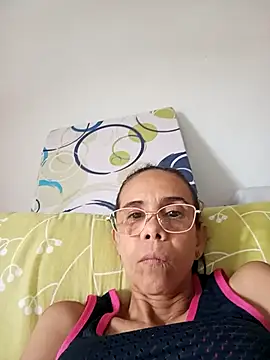 JuanitaDelMar online show from November 10, 2025, 12:48 pm