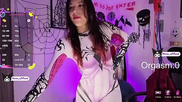 1Alana W online show from October 30, 2025, 1:45 pm