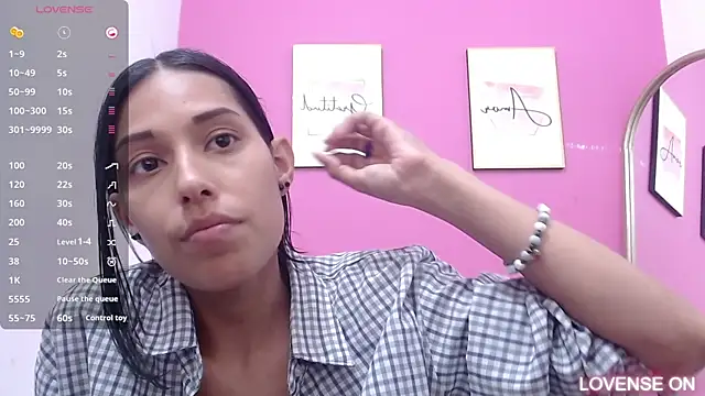 yourcuteneighbourr online show from March 22, 2025, 9:24 am