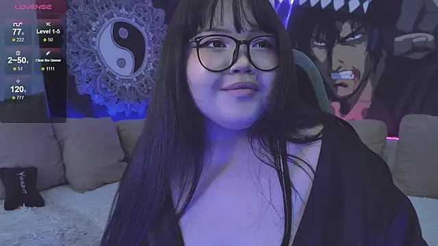 Snapshot of LeyaKan chatting on January 20, 2025, 12:46 am LeyaKan online show from January 20, 2025, 12:46 am