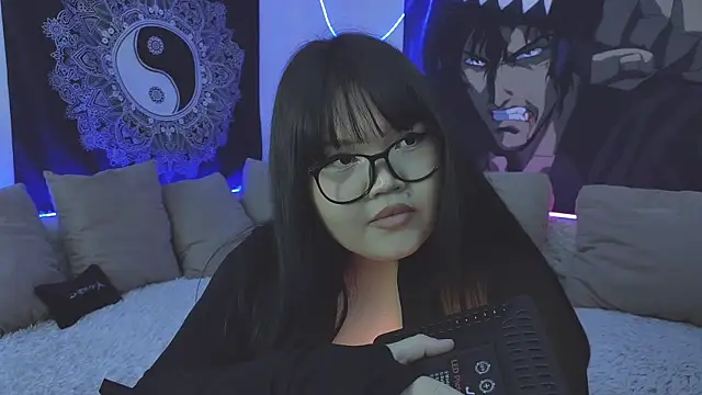 Snapshot of LeyaKan chatting on January 27, 2025, 9:55 pm LeyaKan online show from January 27, 2025, 9:55 pm