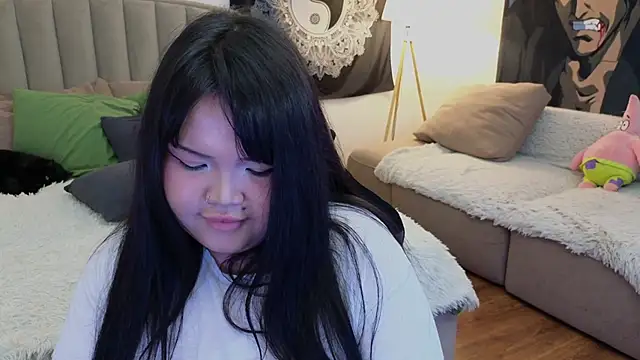 Snapshot of LeyaKan chatting on March 6, 2025, 10:58 pm LeyaKan online show from March 6, 2025, 10:58 pm