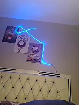 C-yoyo online show from November 17, 2025, 11:10 pm