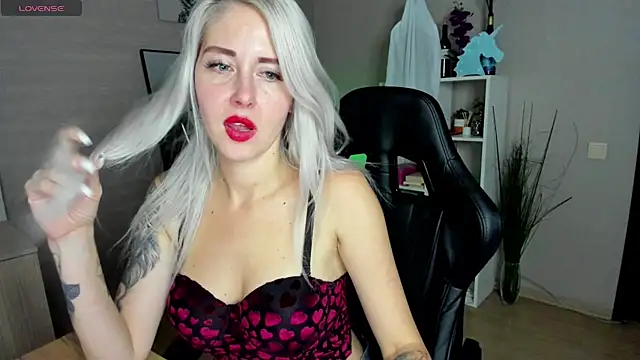 Mermaid N online show from November 8, 2025, 2:01 am