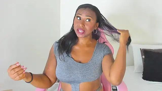 alexajhonson1012 online show from February 13, 2025, 3:24 pm