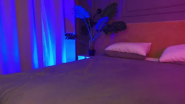 Snapshot of Liv_Fay chatting on October 10, 2025, 6:51 pm Liv Fay online show from October 10, 2025, 6:51 pm